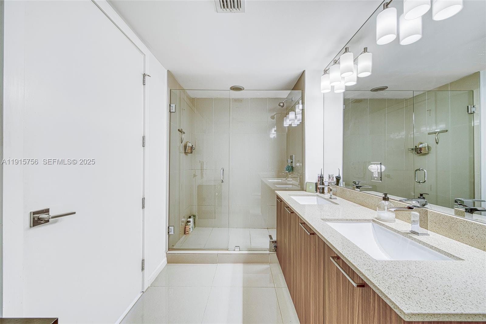5252 NW 85th Avenue 1910, Doral, FL 33166 photo 8