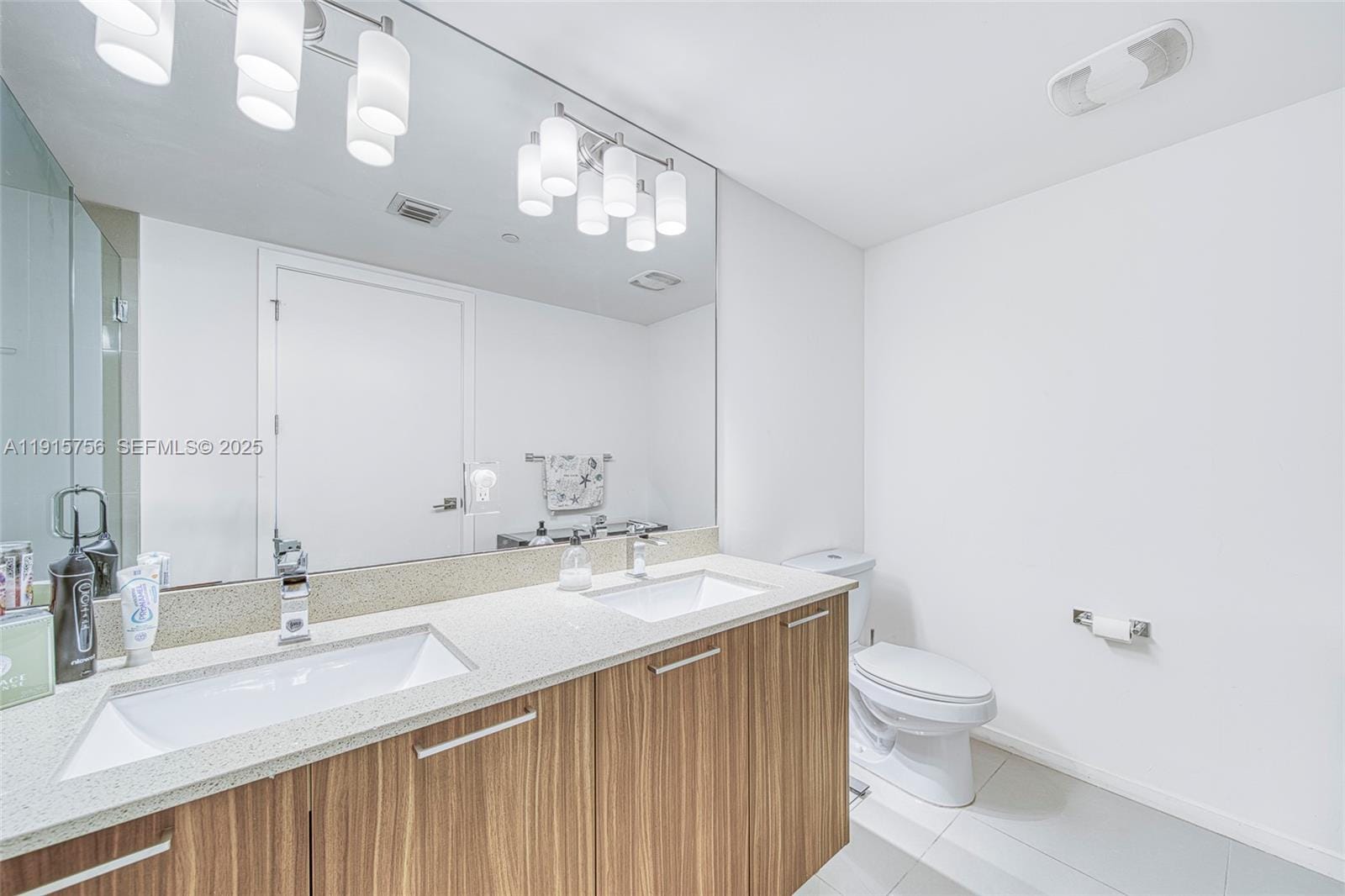 5252 NW 85th Avenue 1910, Doral, FL 33166 photo 9