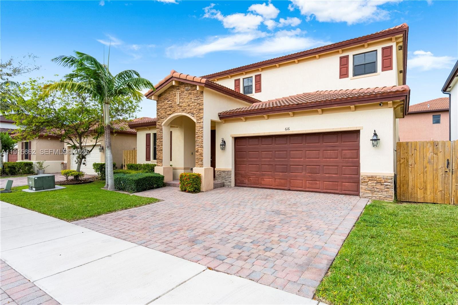 616 SE 37th Terrace, Homestead, FL 33033 photo 2
