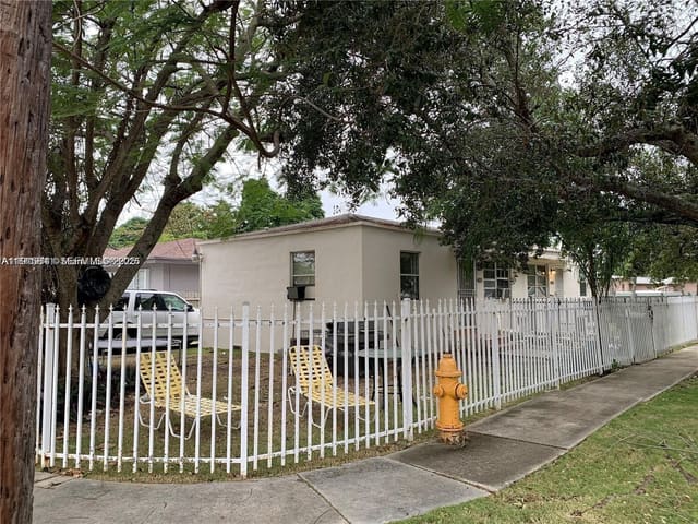 401 NW 81st Street, sold in Bellcamp Manor, Miami, FL