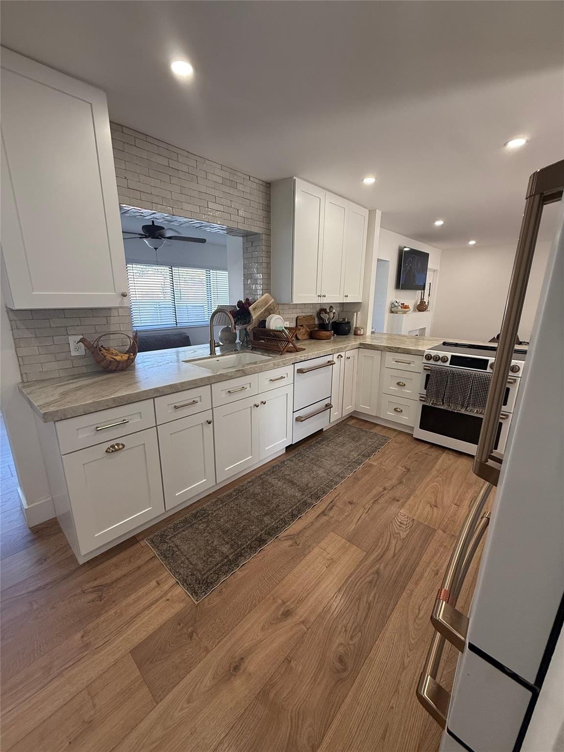 9431 NW 18th Street — photo 11