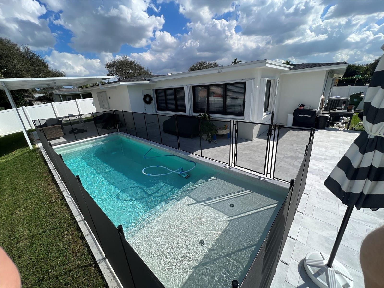 9431 NW 18th Street — photo 3
