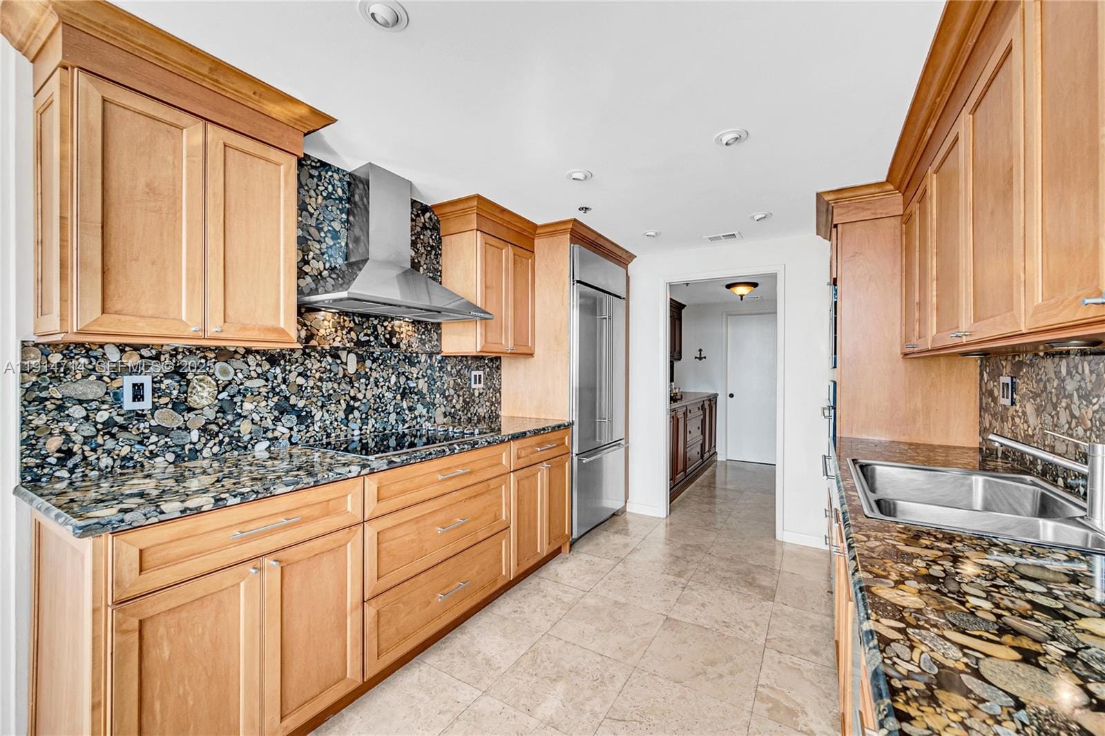 1581 Brickell Avenue 1204, Miami, FL 33129 photo 24