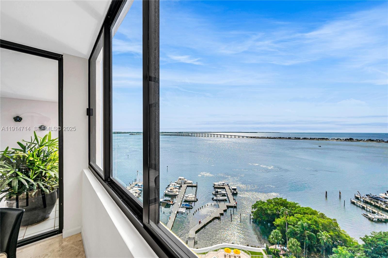1581 Brickell Avenue 1204, Miami, FL 33129 photo 28