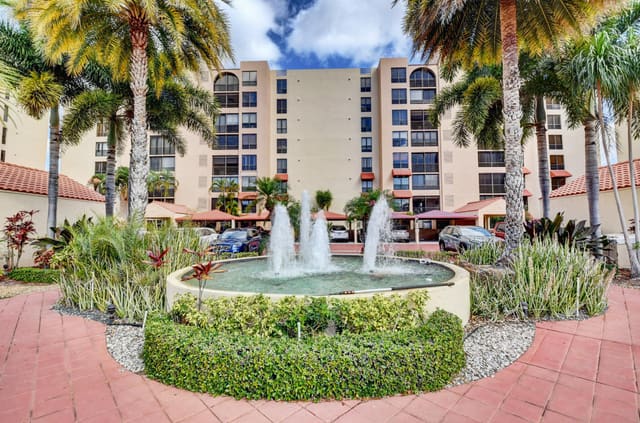 7137 Promenade Drive 501, Boca Raton, FL 33433