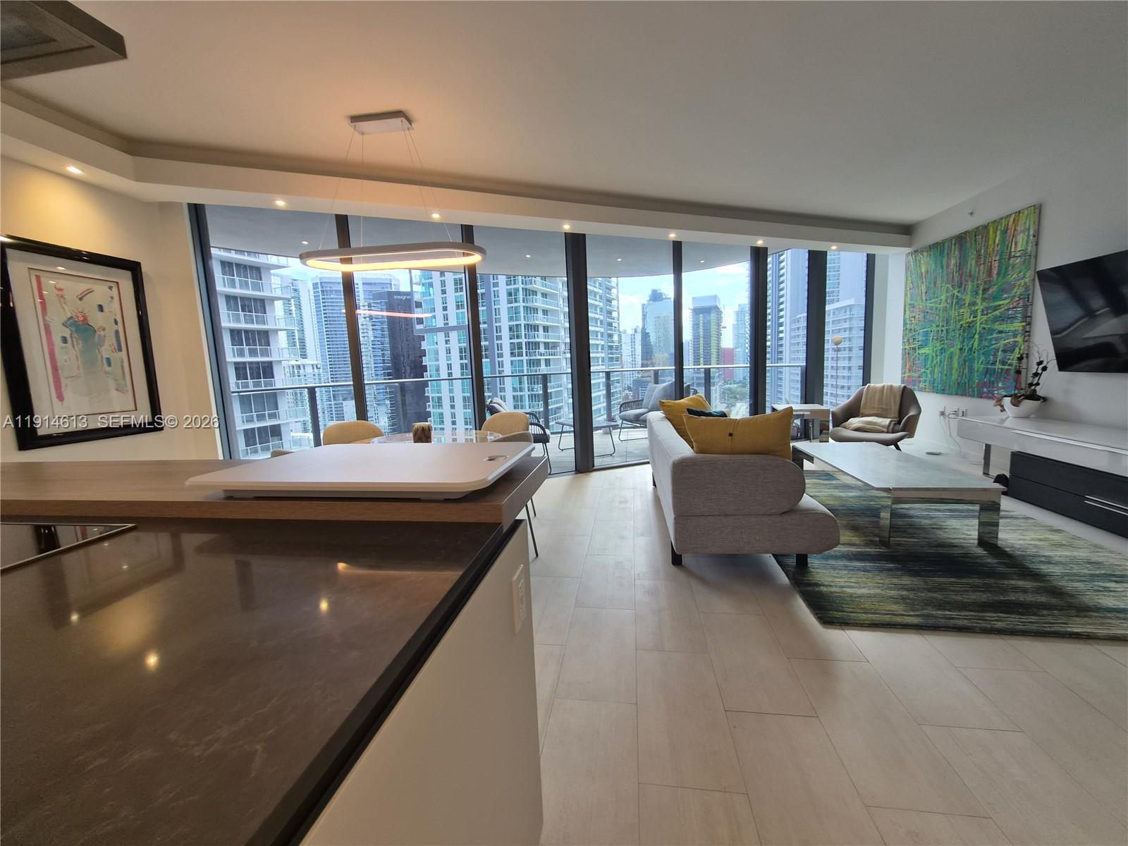 1000 Brickell Plaza 2101 — photo 6