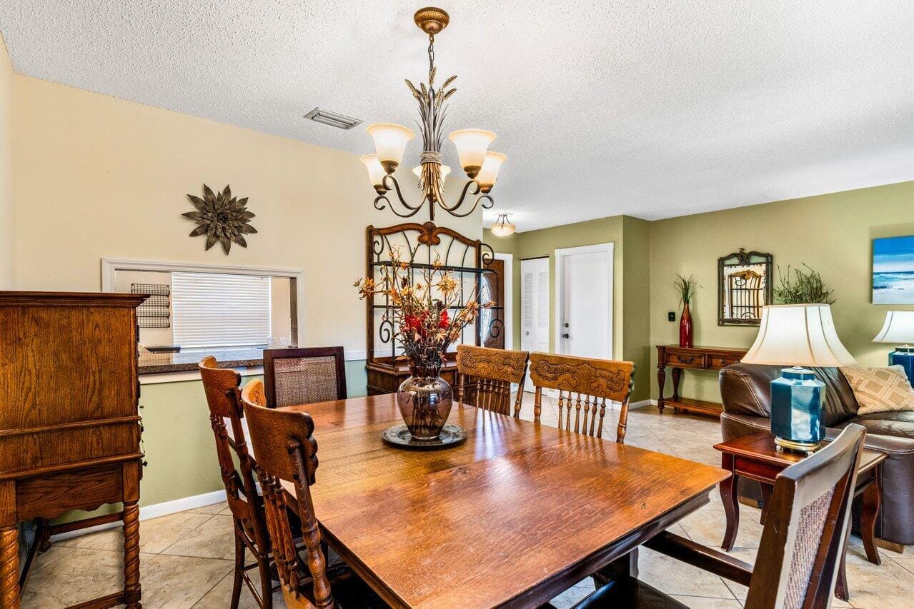 3709 Hertford Court, Greenacres, FL 33463