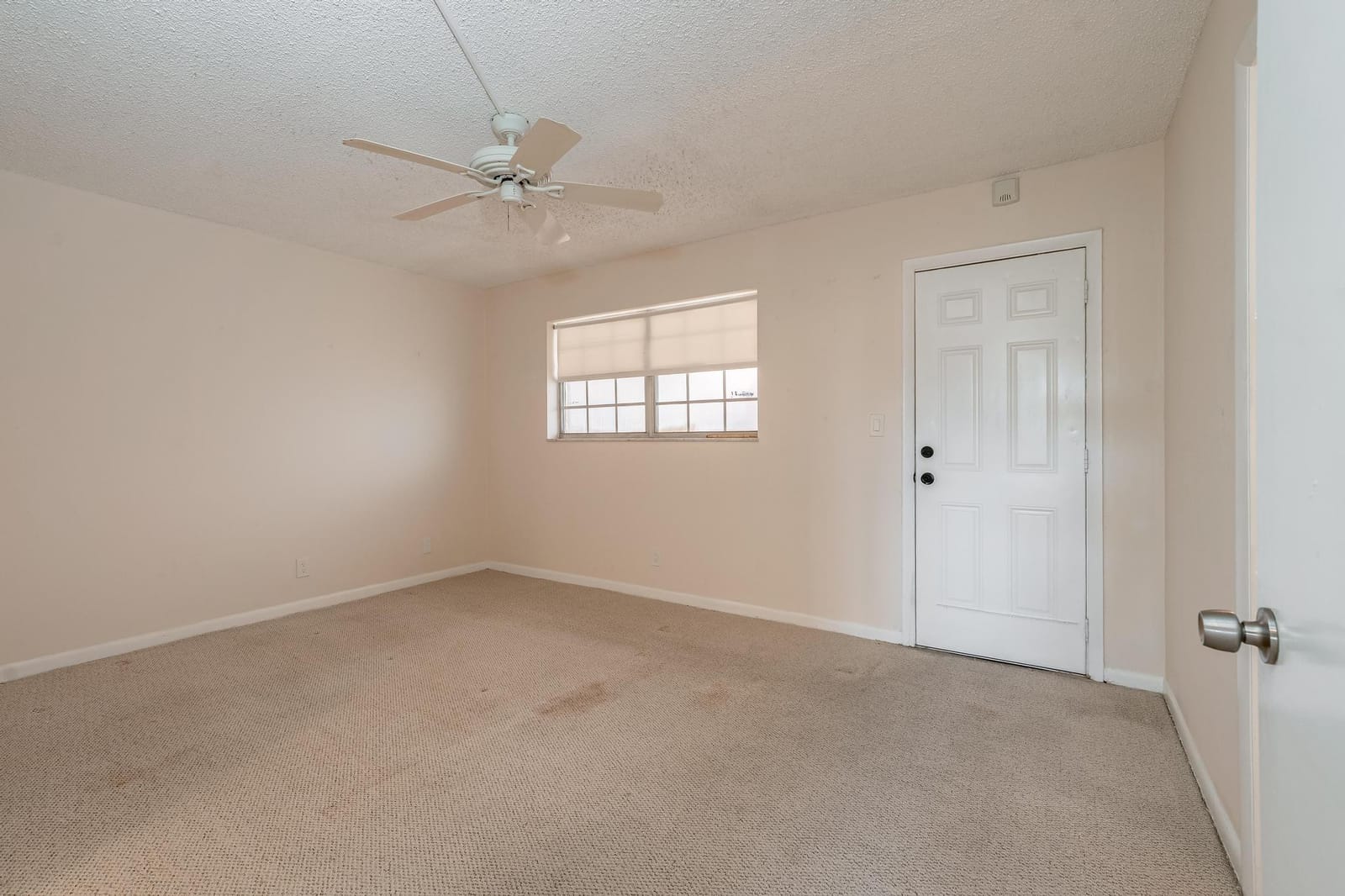 650 Tennis Club Drive 303, Fort Lauderdale, FL 33311 photo 13