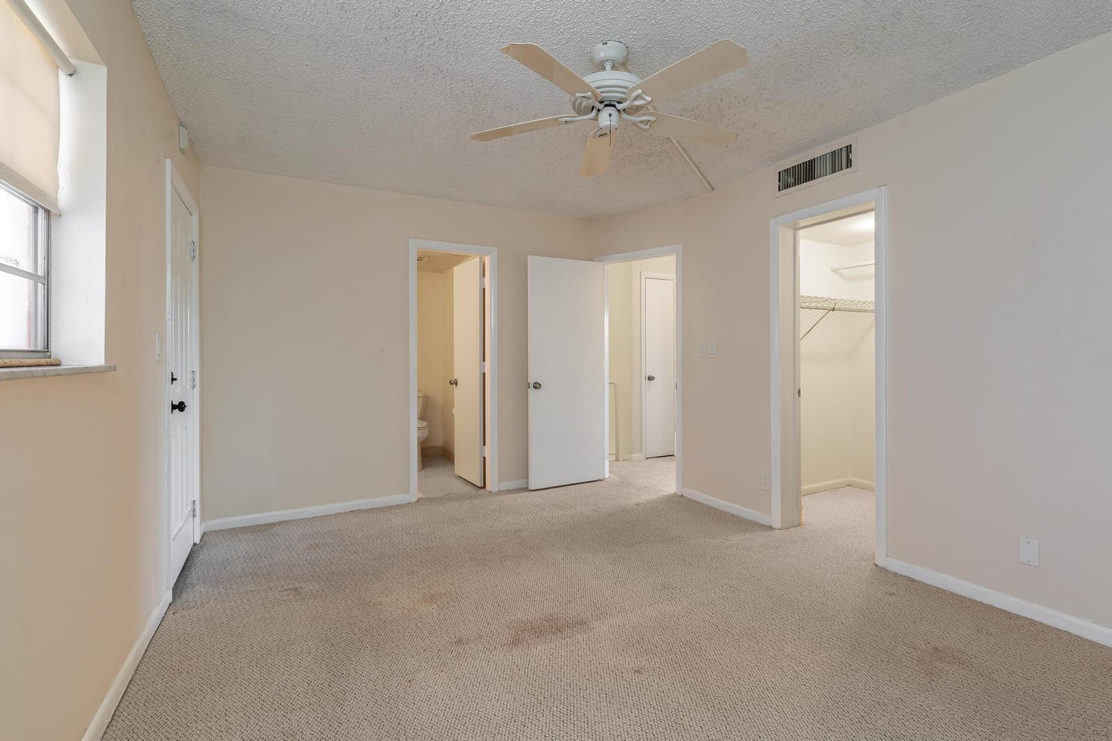 650 Tennis Club Drive 303, Fort Lauderdale, FL 33311 photo 14