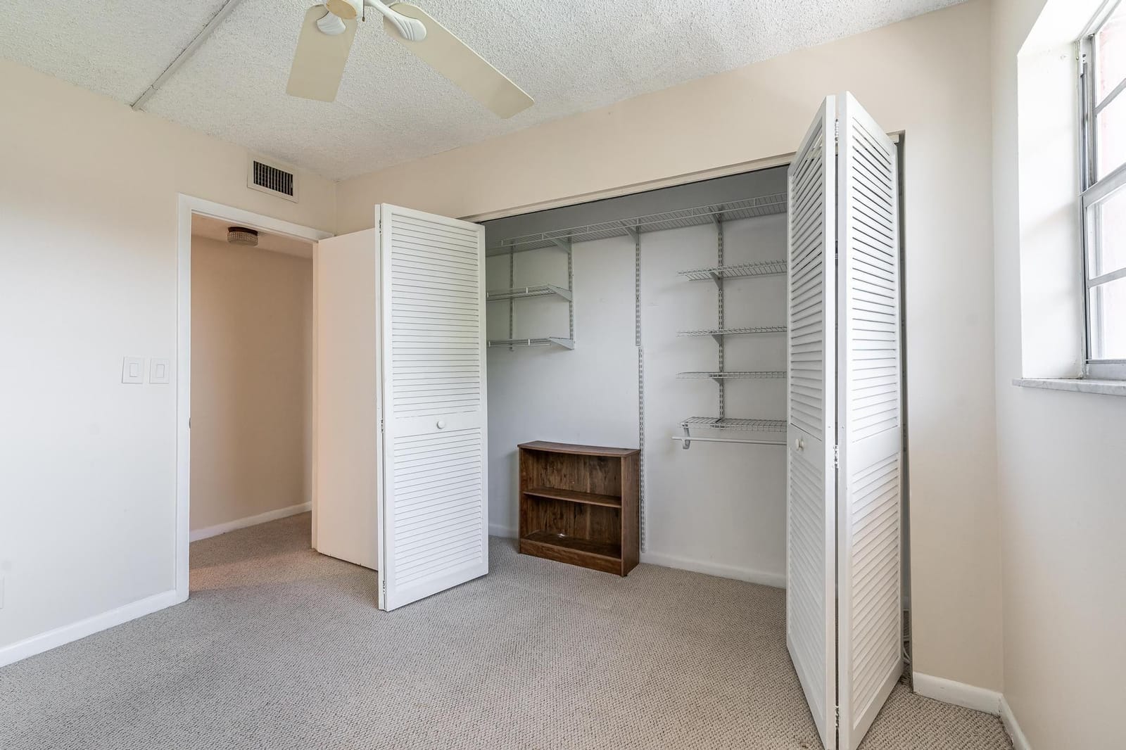 650 Tennis Club Drive 303, Fort Lauderdale, FL 33311 photo 18