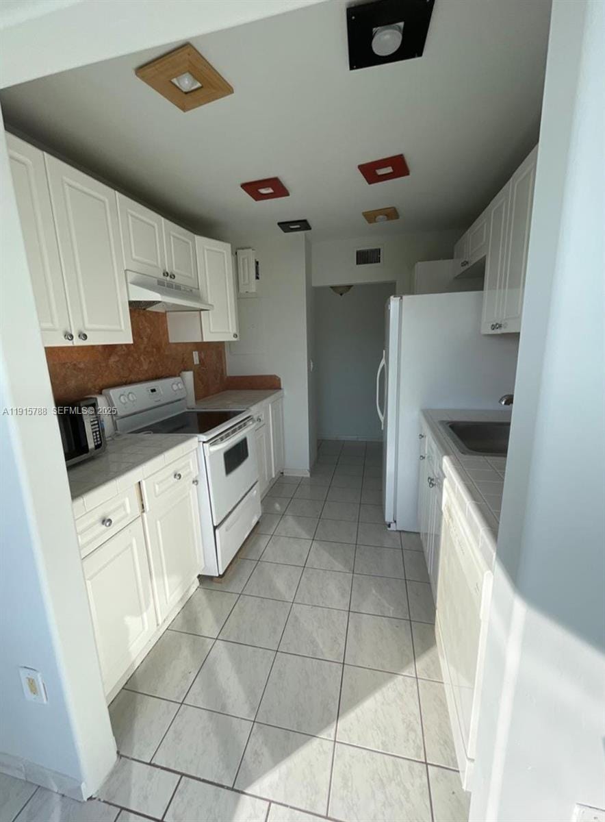 250 180th Drive 510 — photo 10