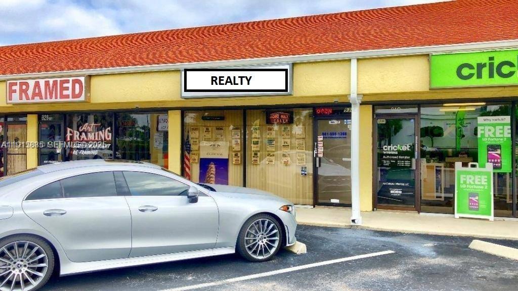 934 S Dixie, Lantana, FL 33462, Lantana