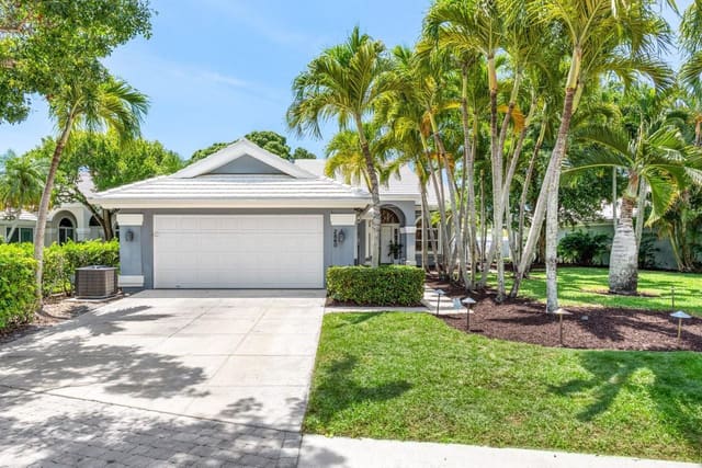 2860 Wilderness Road, West Palm Beach, FL 33409