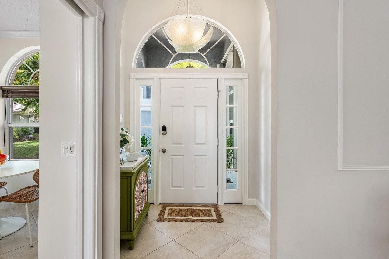 2860 Wilderness Road, West Palm Beach, FL 33409 photo 2
