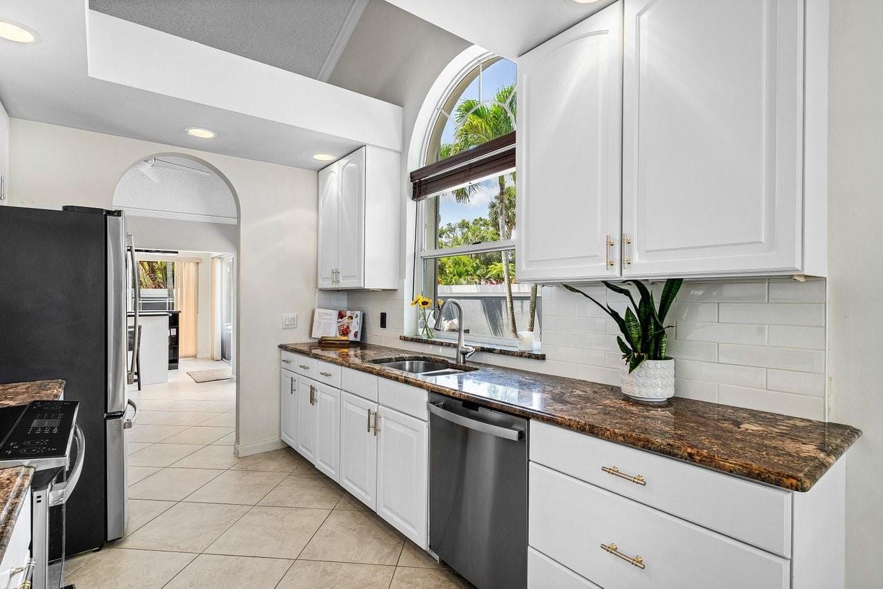 2860 Wilderness Road, West Palm Beach, FL 33409 photo 17