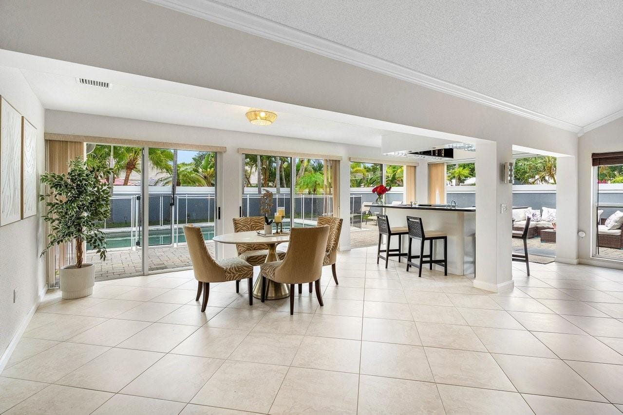 2860 Wilderness Road, West Palm Beach, FL 33409 photo 9
