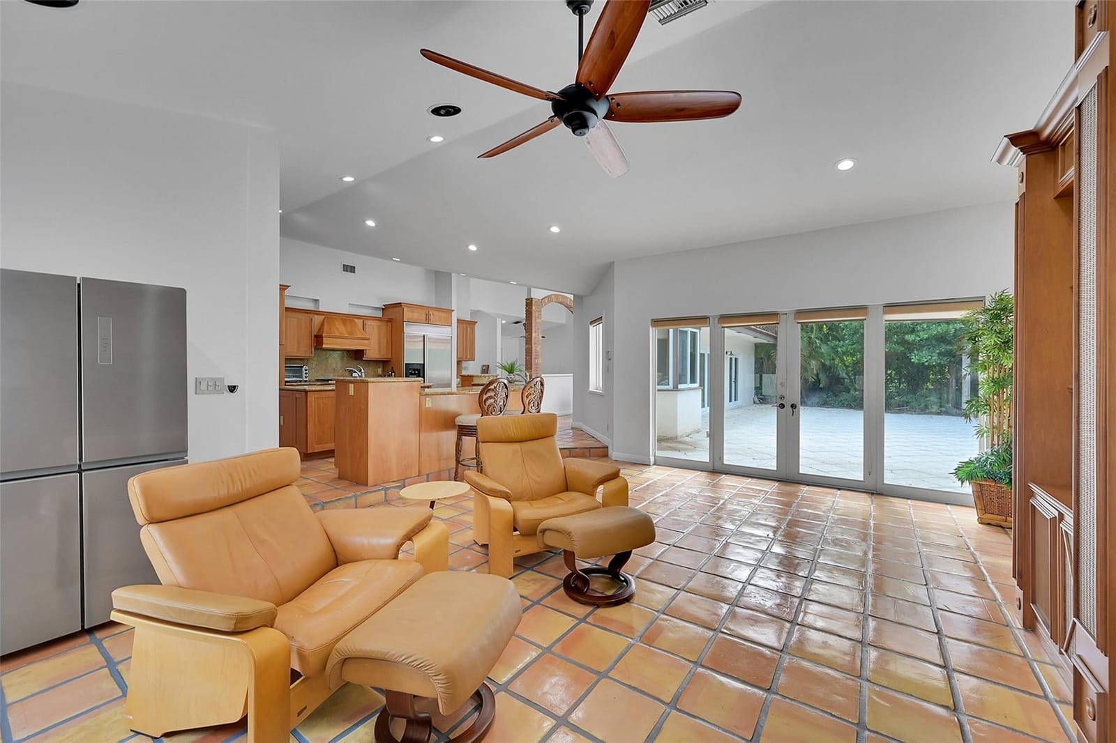 401 Farmington Drive, Plantation, FL 33317 photo 22