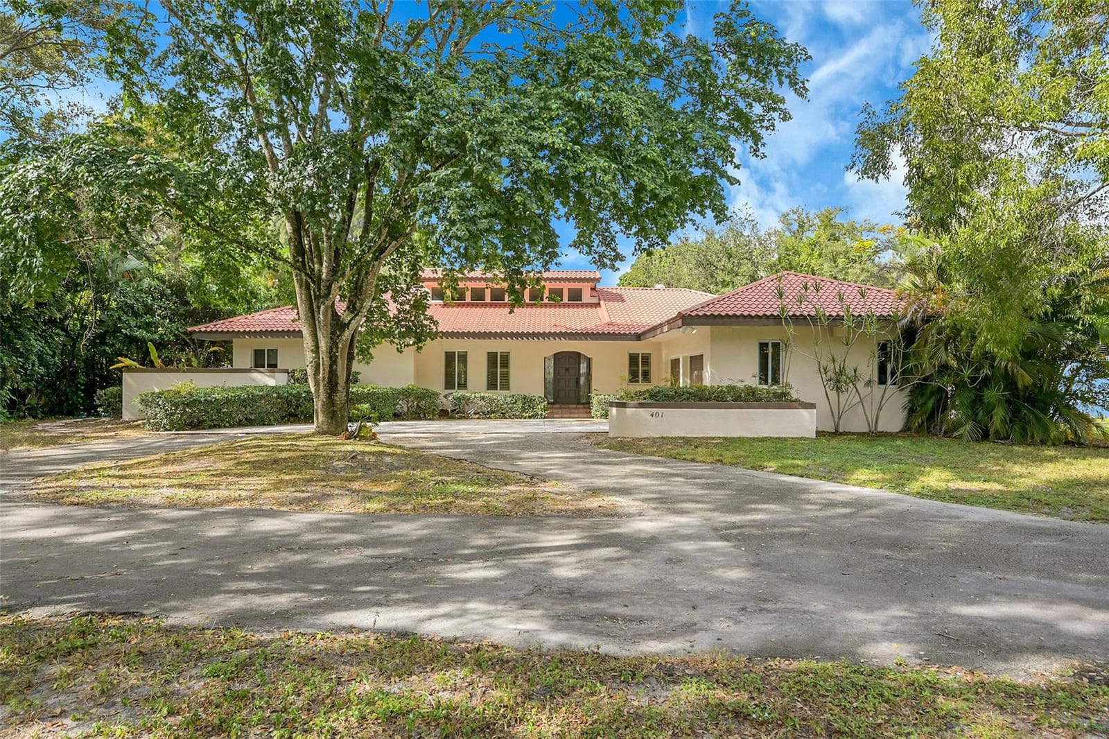 401 Farmington Drive — photo 6