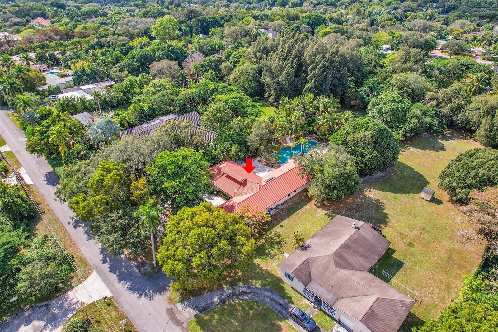 401 Farmington Drive — photo 8