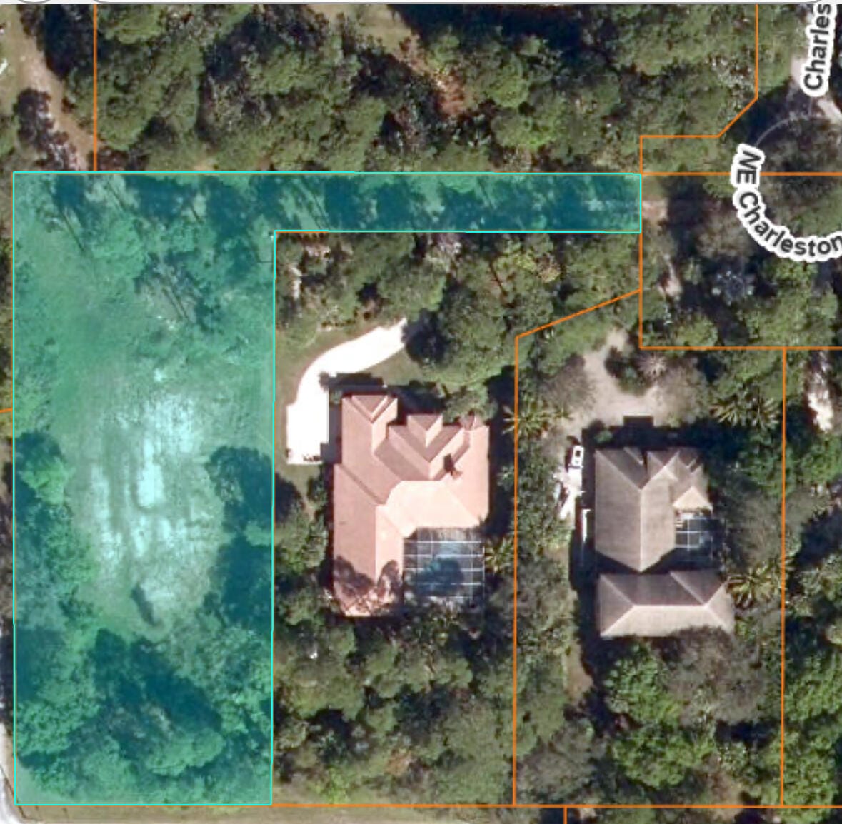 104 NE Charleston Oaks Drive — photo 6