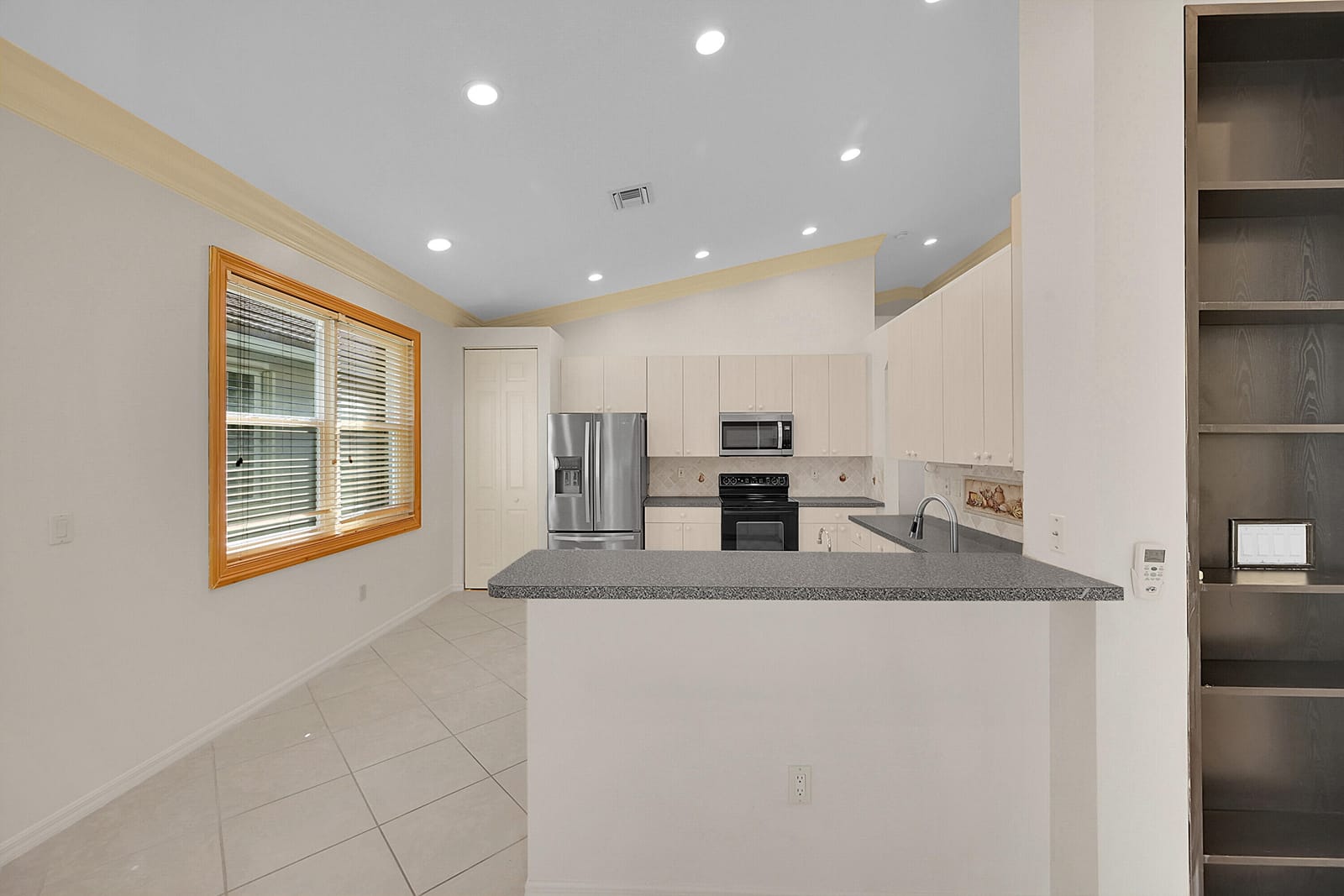7607 New Holland Way, Boynton Beach, FL 33437 photo 17