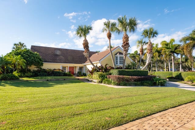 3360 SE Golf Trail, Yacht & Country Club Of Stuart, Stuart, FL