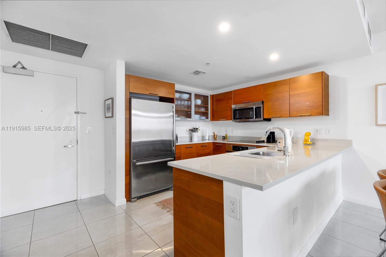 3250 NE 1st Avenue 605 — photo 3