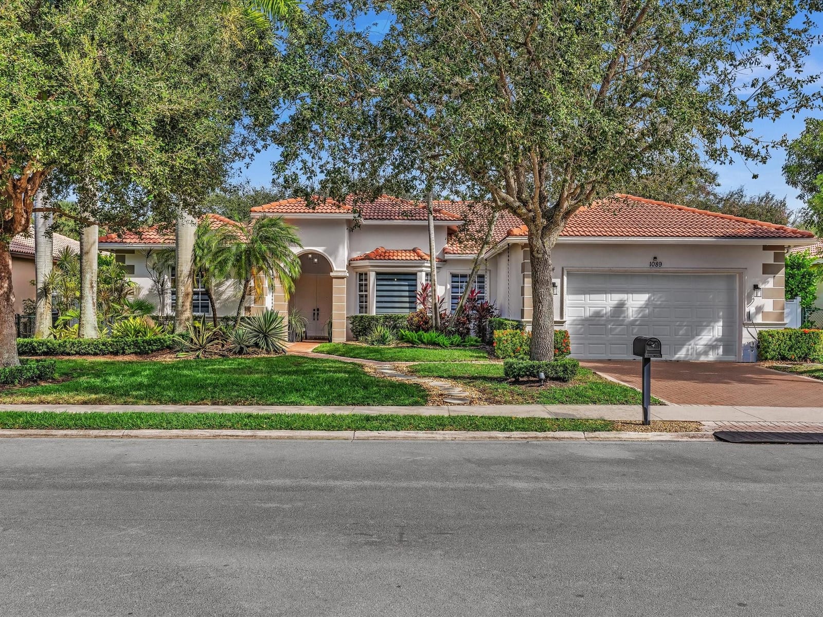 1089 SW 159th Terrace — photo 4