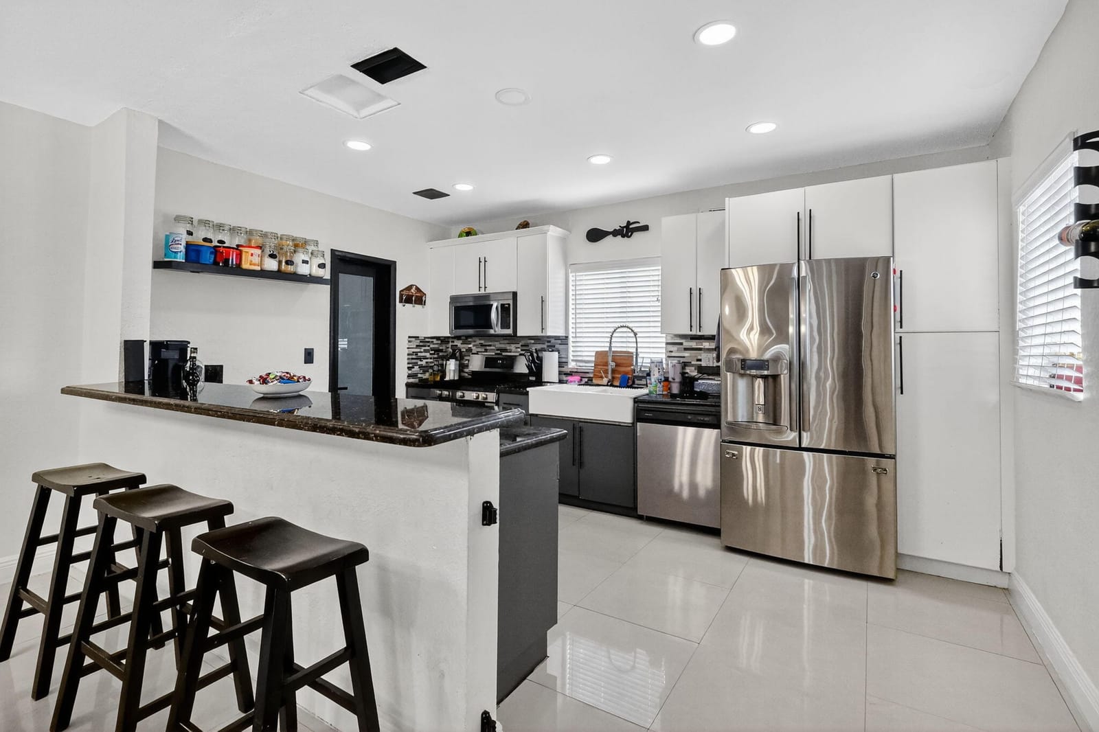 6120 NW 110th Terrace, Hialeah, FL 33012