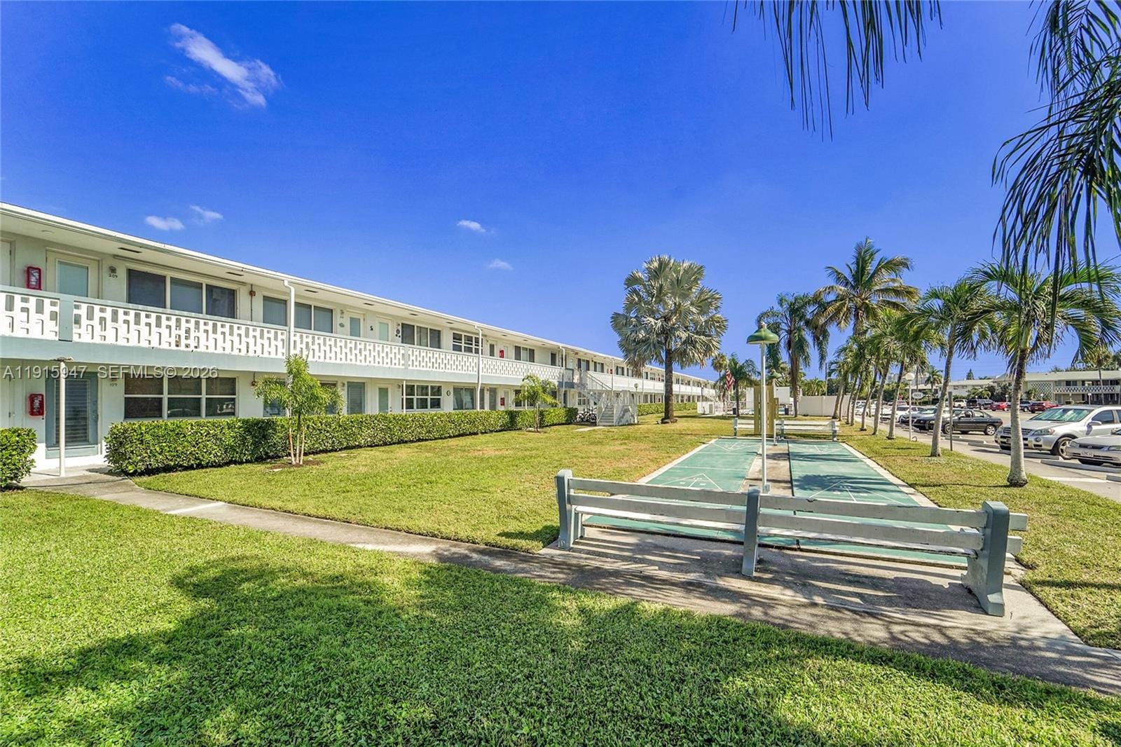 851 Atlantic Shores Boulevard 121 — photo 3