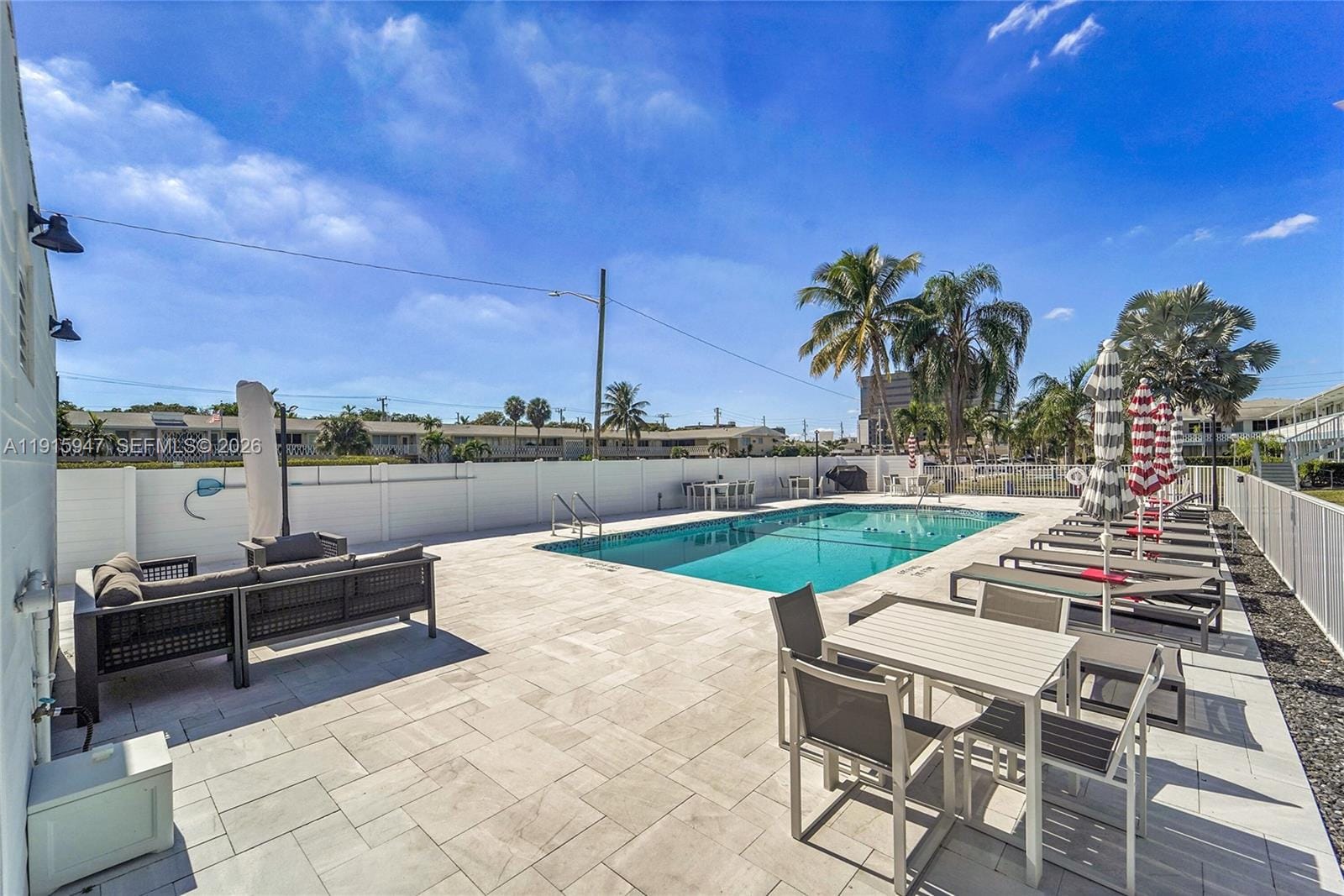 851 Atlantic Shores Boulevard 121, Hallandale Beach, FL 33009 photo 23