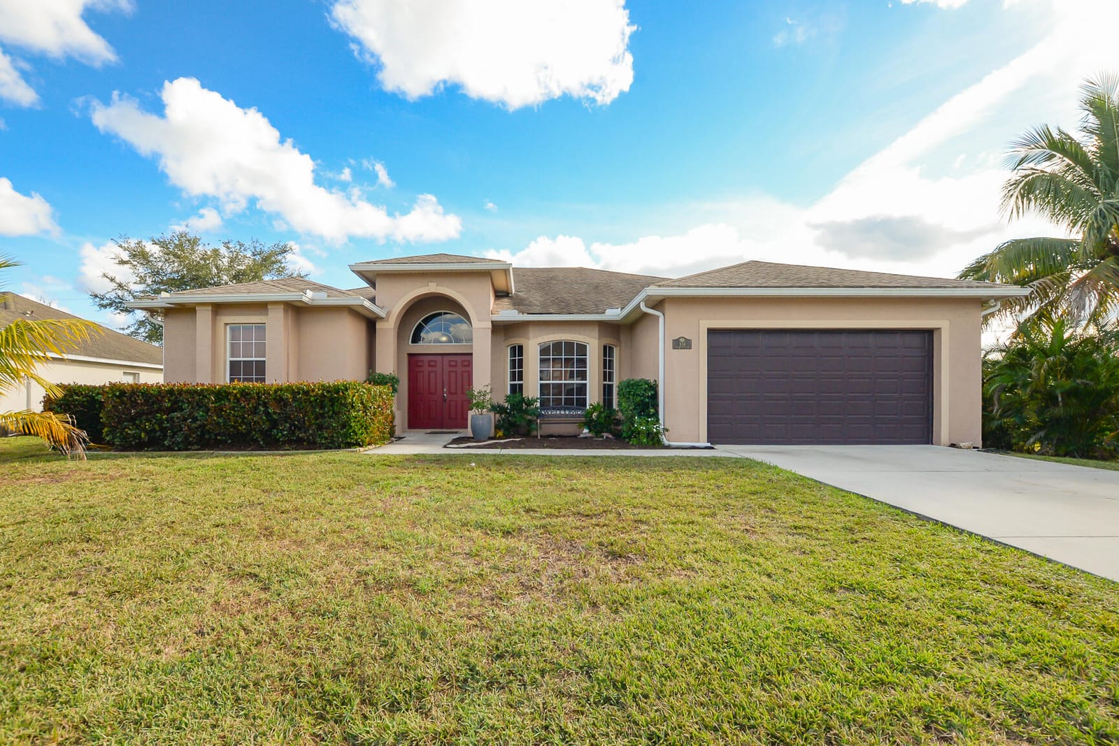 554 SW Halden Avenue, Port St. Lucie, FL 34953