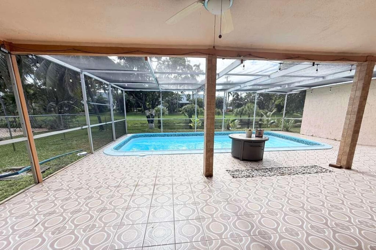 8800 NW 3 Street, Pembroke Pines, FL 33024 photo 25