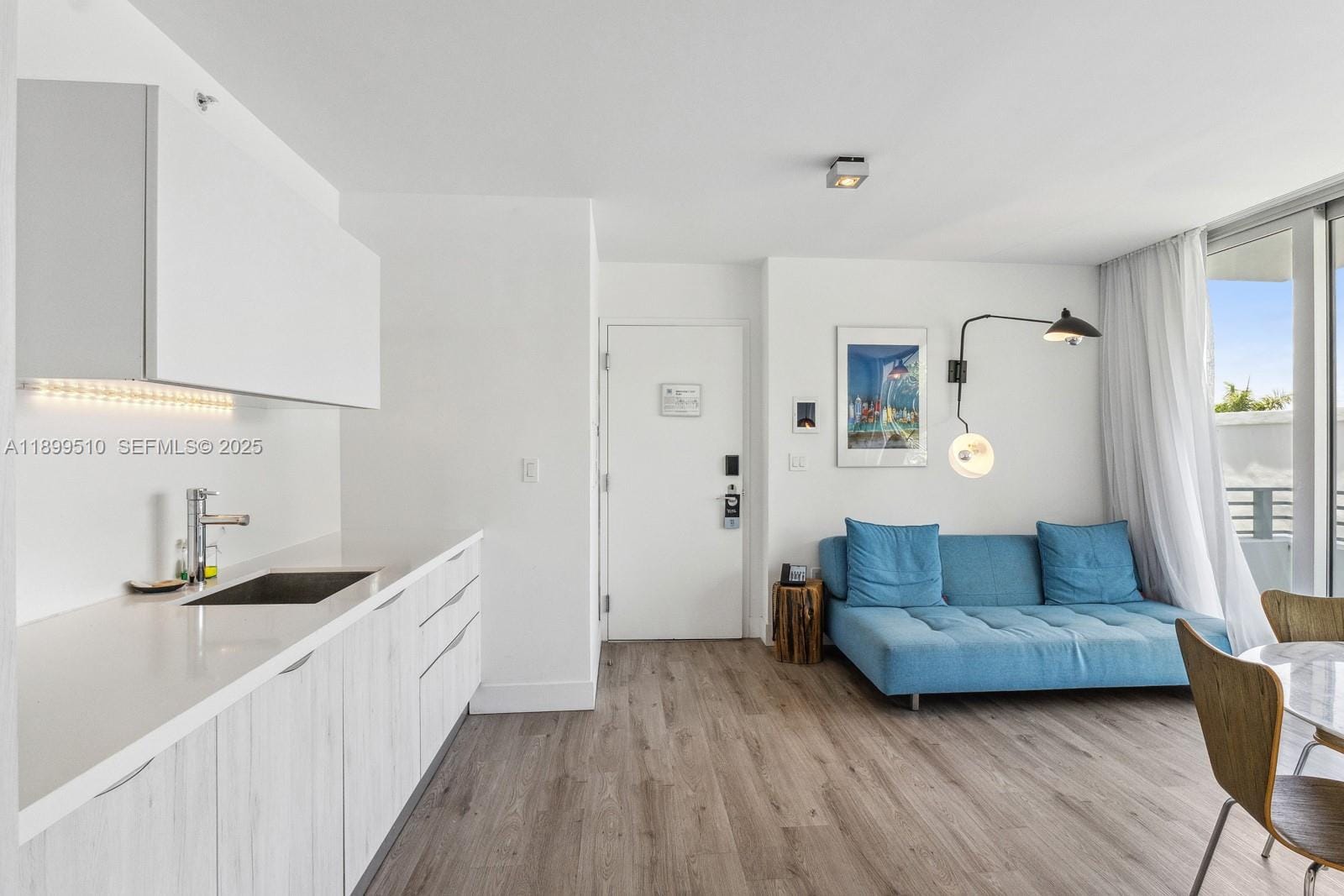 6080 Collins Avenue 302 — photo 4