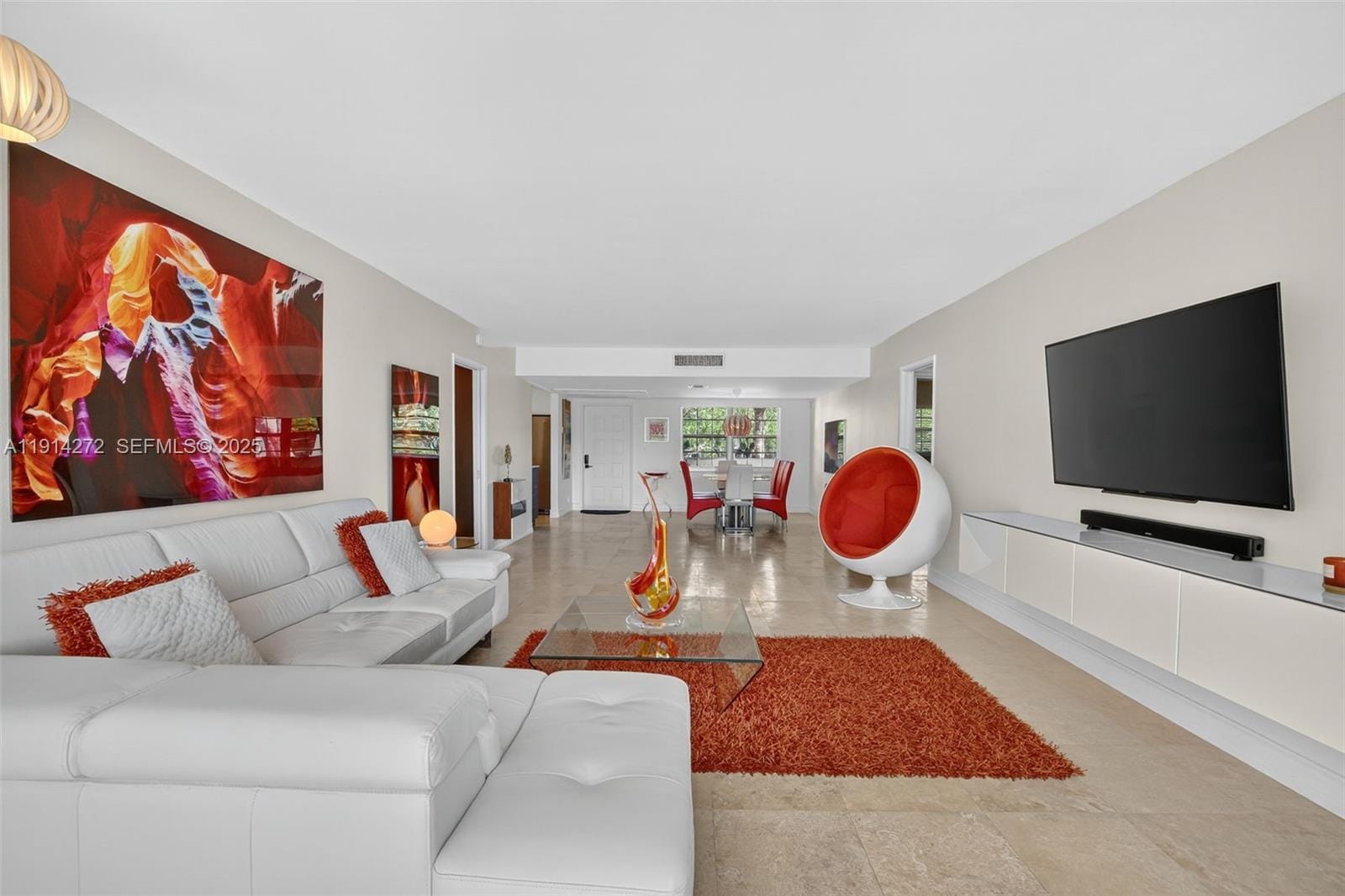 3611 Oaks Clubhouse Drive 202 — photo 1