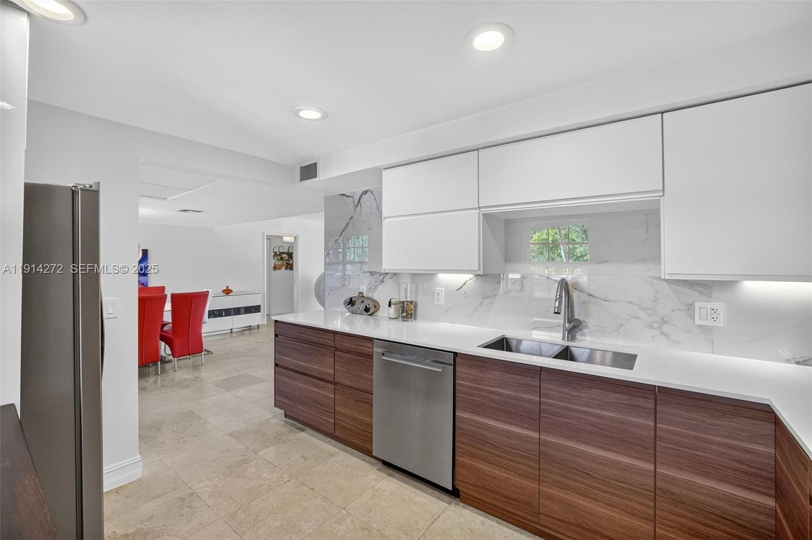 3611 Oaks Clubhouse Drive 202, Pompano Beach, FL 33069 photo 14