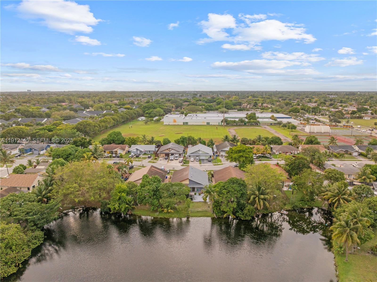 1221 SW 75th Avenue, North Lauderdale, FL 33068