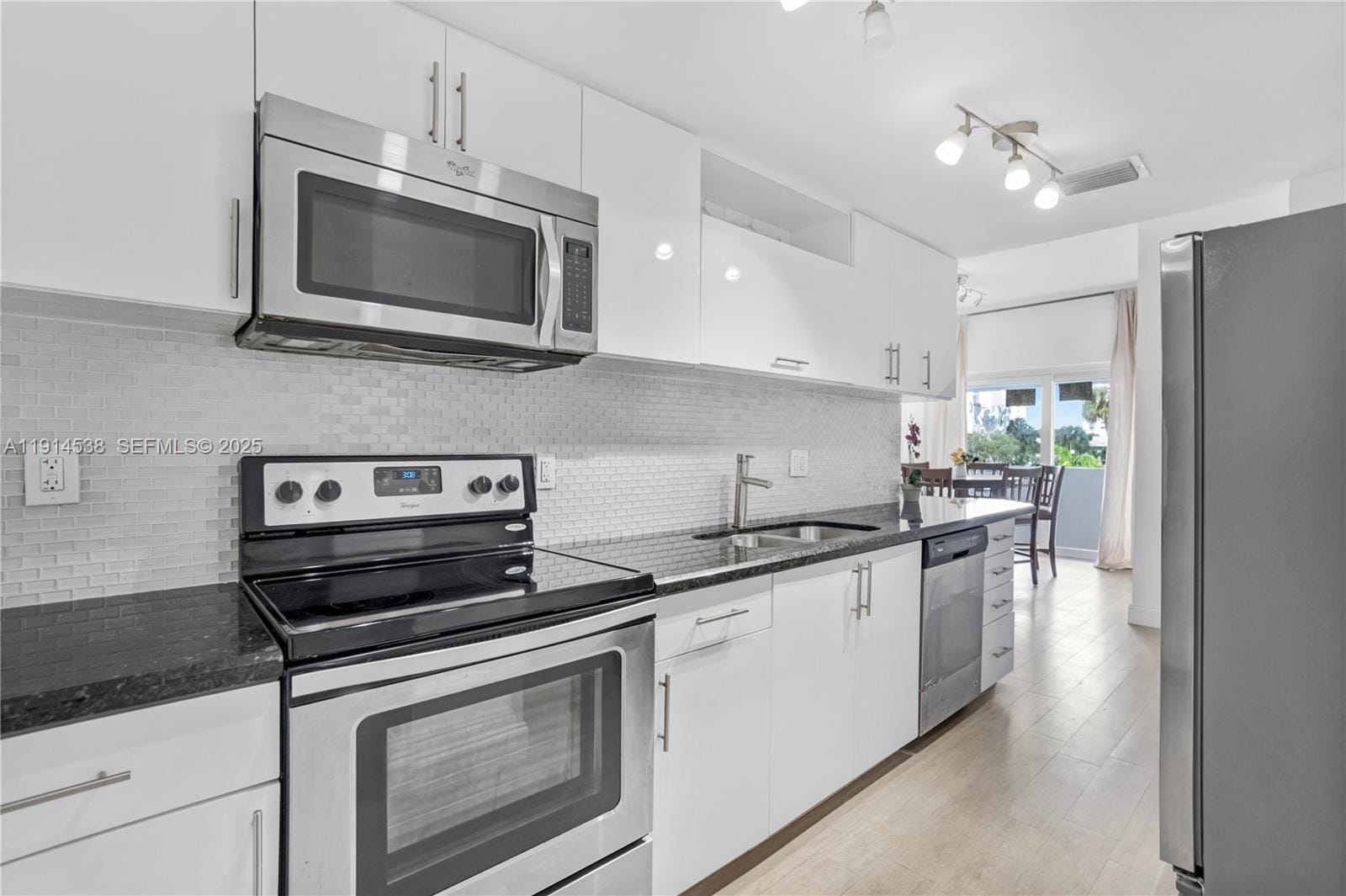500 Bayview Drive 125 — photo 12