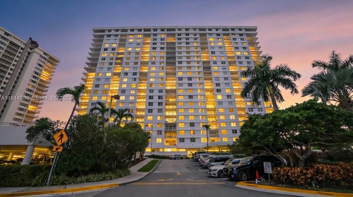 500 Bayview Drive 125 — photo 3