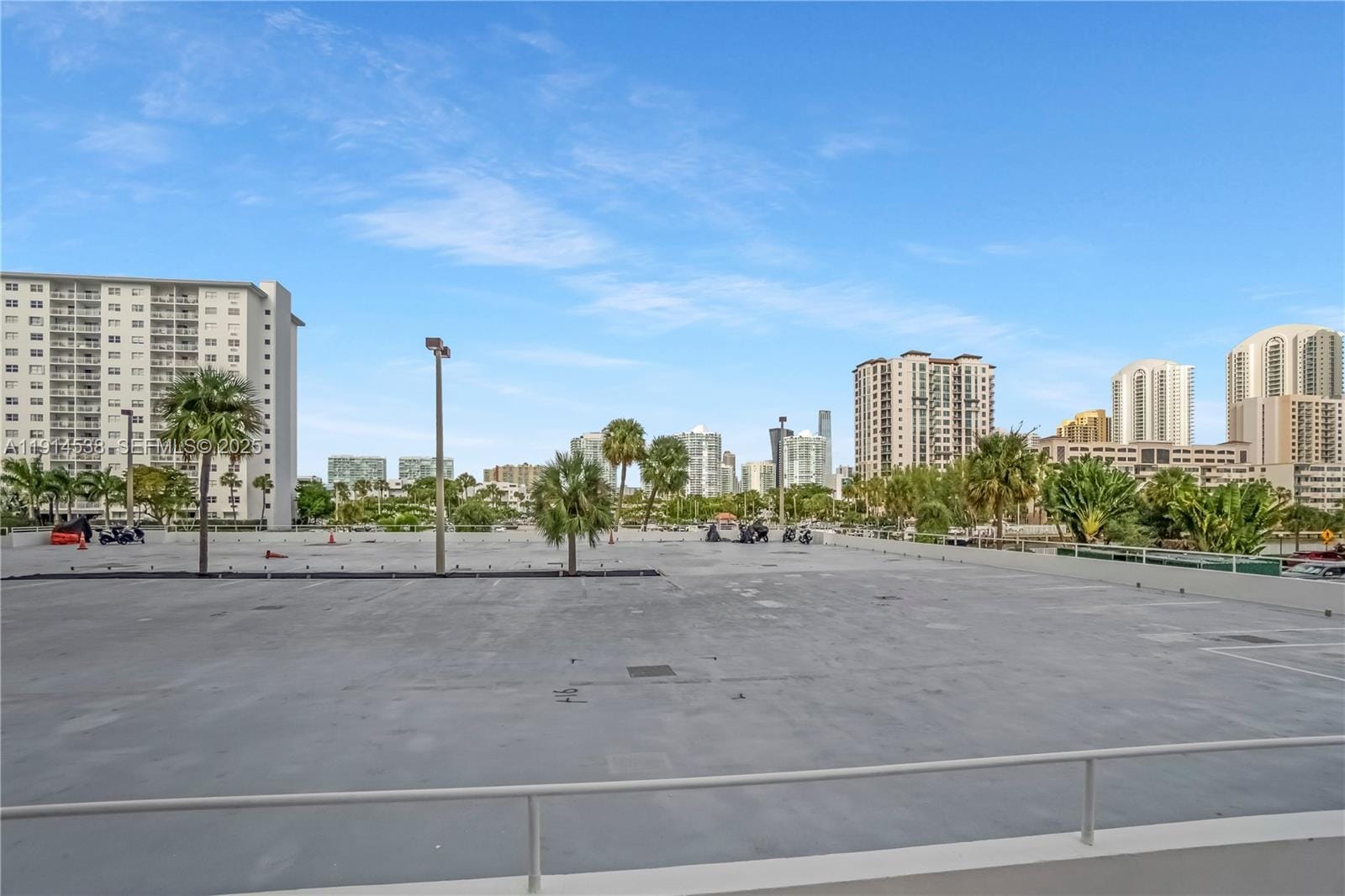 500 Bayview Drive 125, Sunny Isles Beach, FL 33160 photo 27