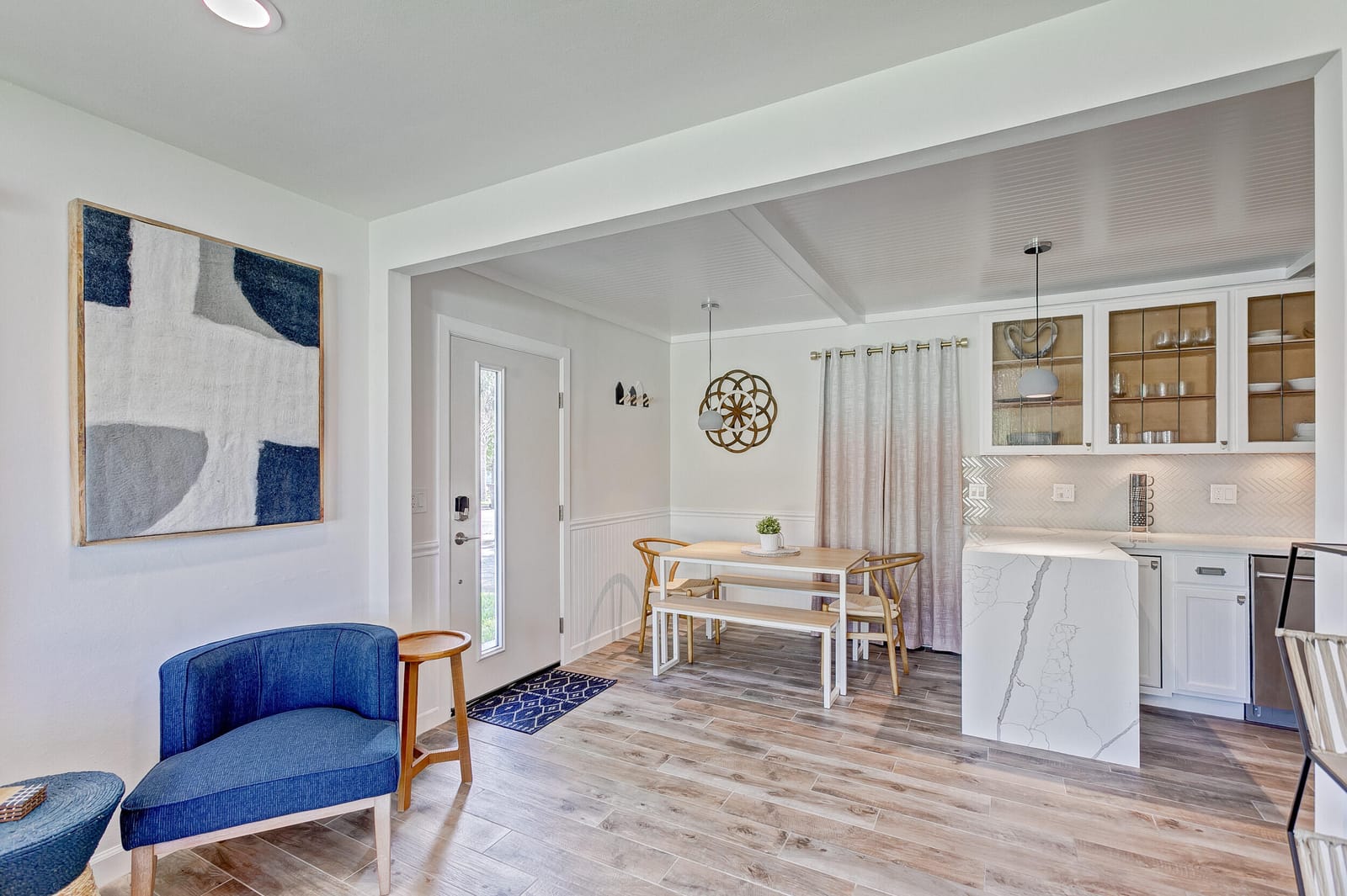 385 Hunter Street — photo 6