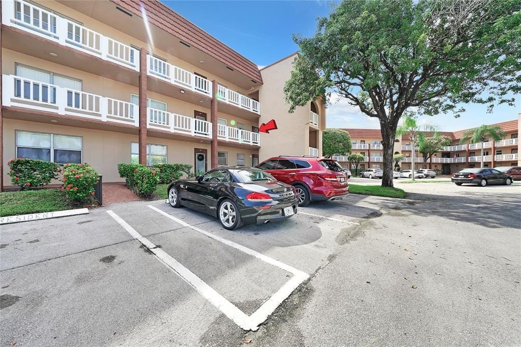 9281 Sunrise Lakes Boulevard 212, Sunrise, FL 33322 photo 28