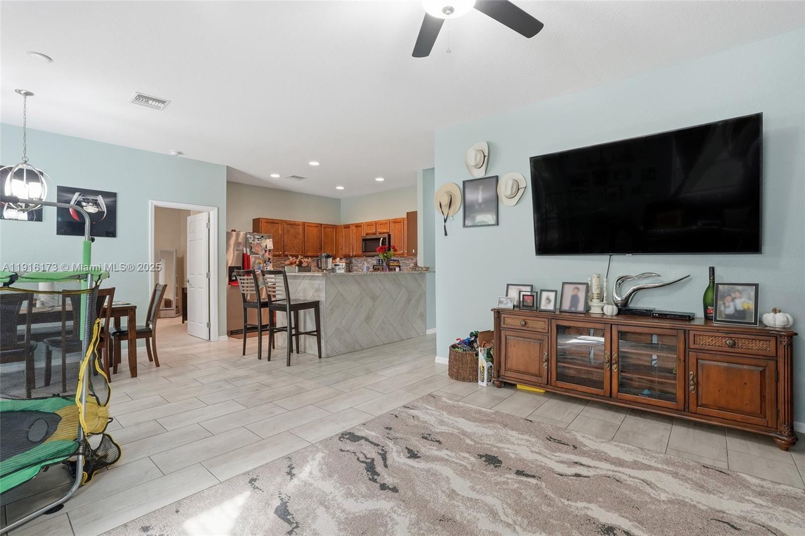 1004 Hamilton Street, FL 34142 photo 9