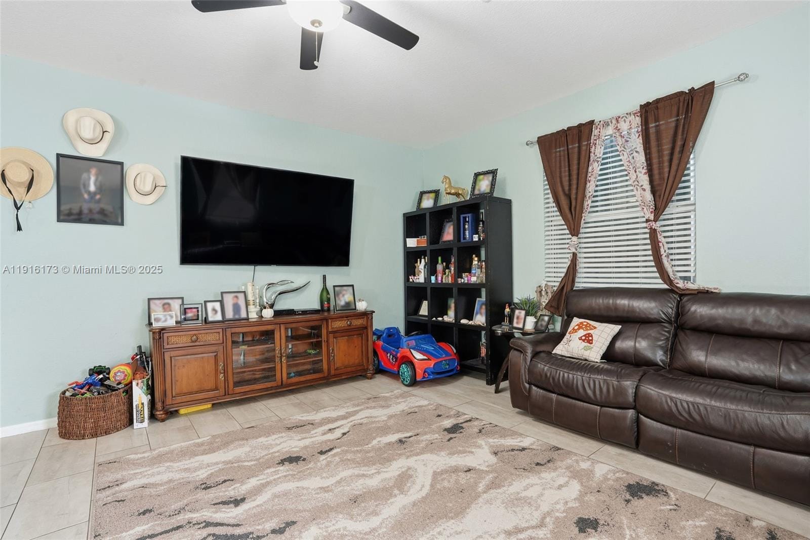 1004 Hamilton Street, FL 34142 photo 10