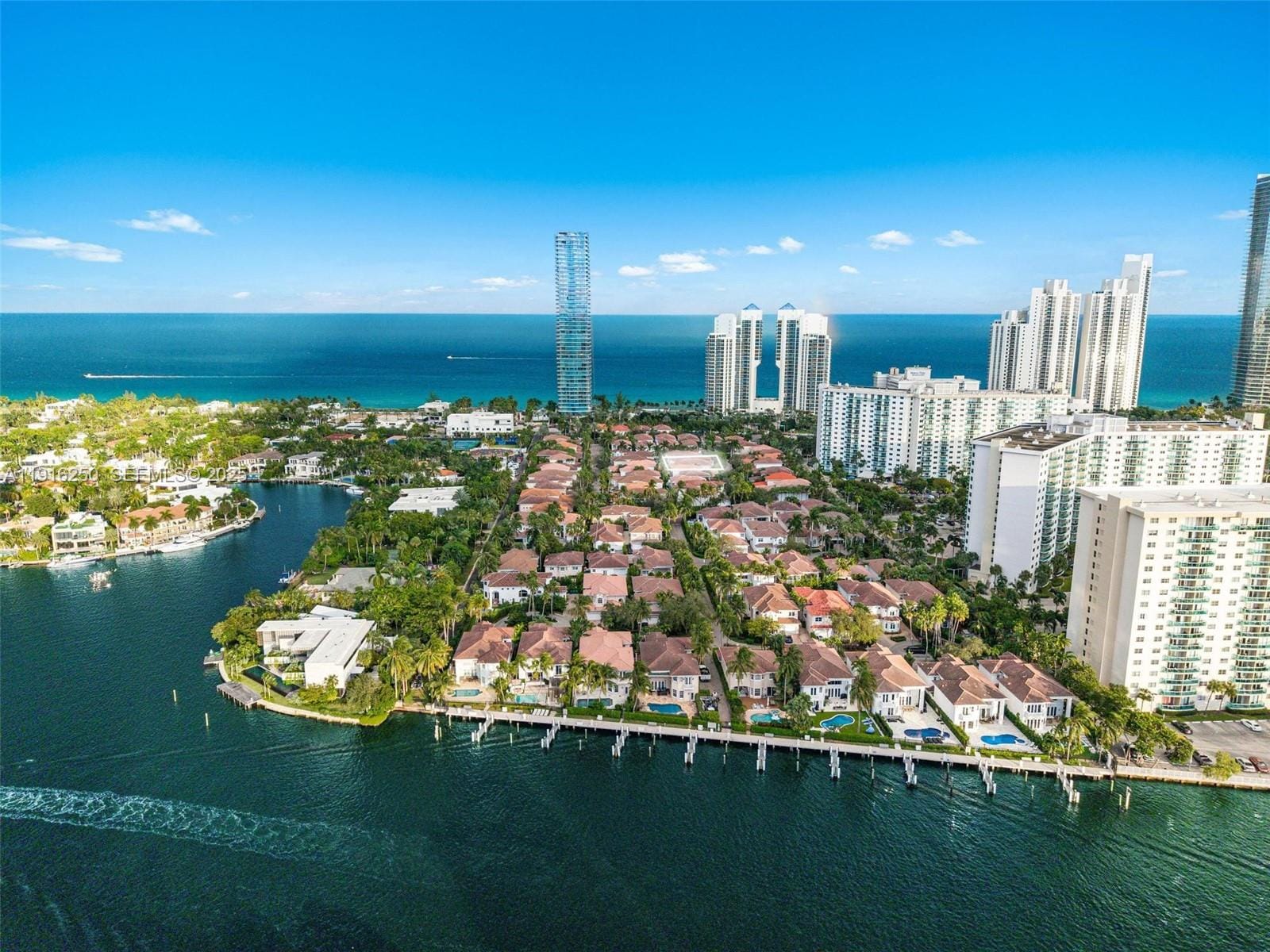 3965 194th Lane, Sunny Isles Beach, FL 33160 photo 2