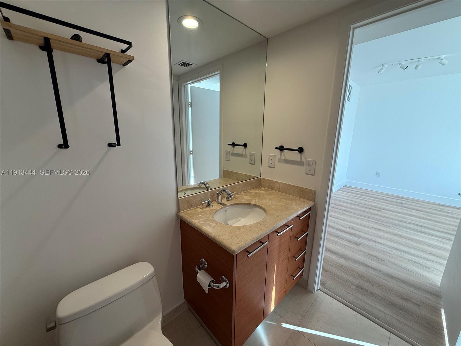 50 Biscayne Boulevard 4807, Miami, FL 33132 photo 18