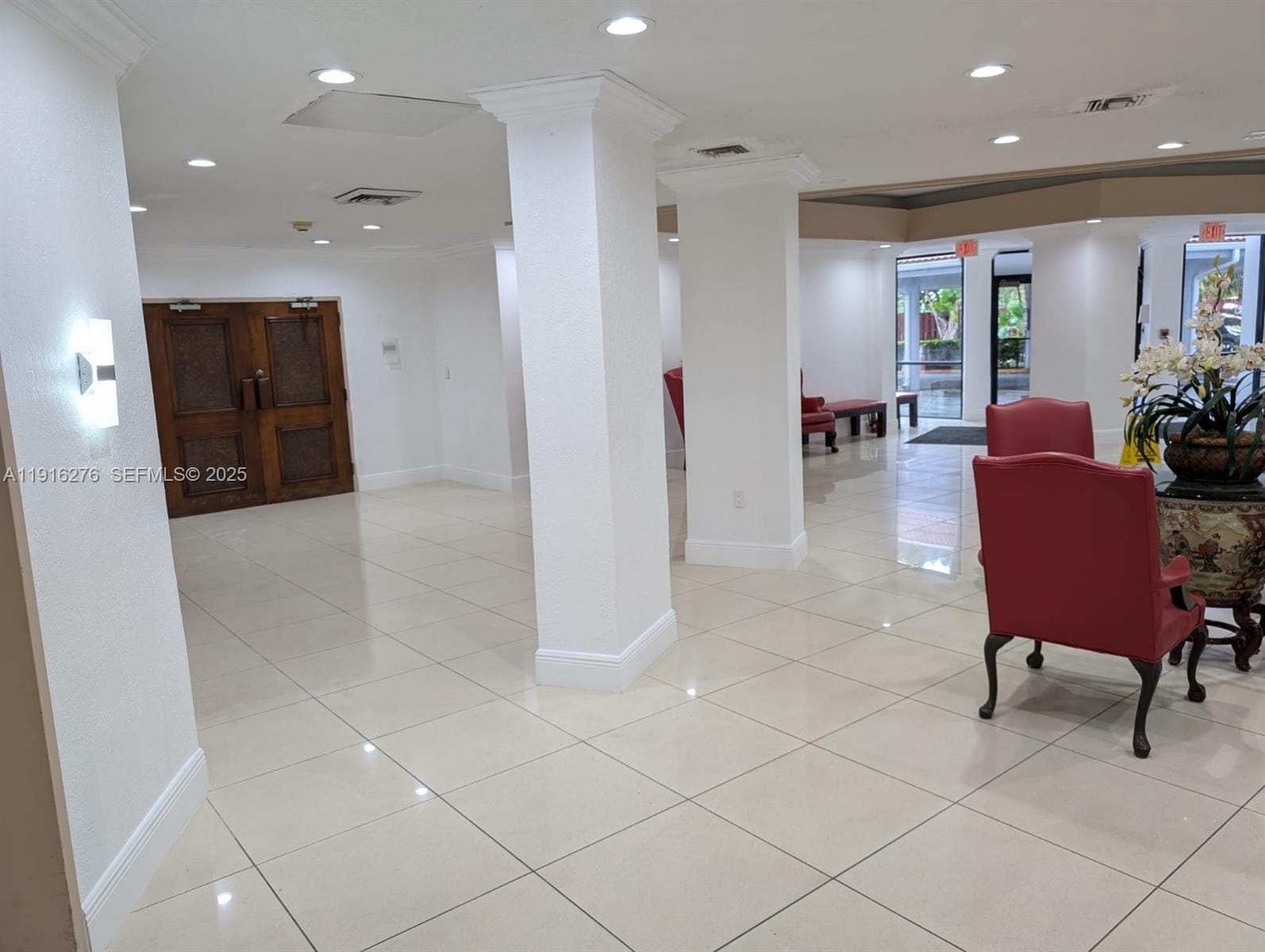 1300 NE Miami Gardens Drive 613E, Miami, FL 33179 photo 4