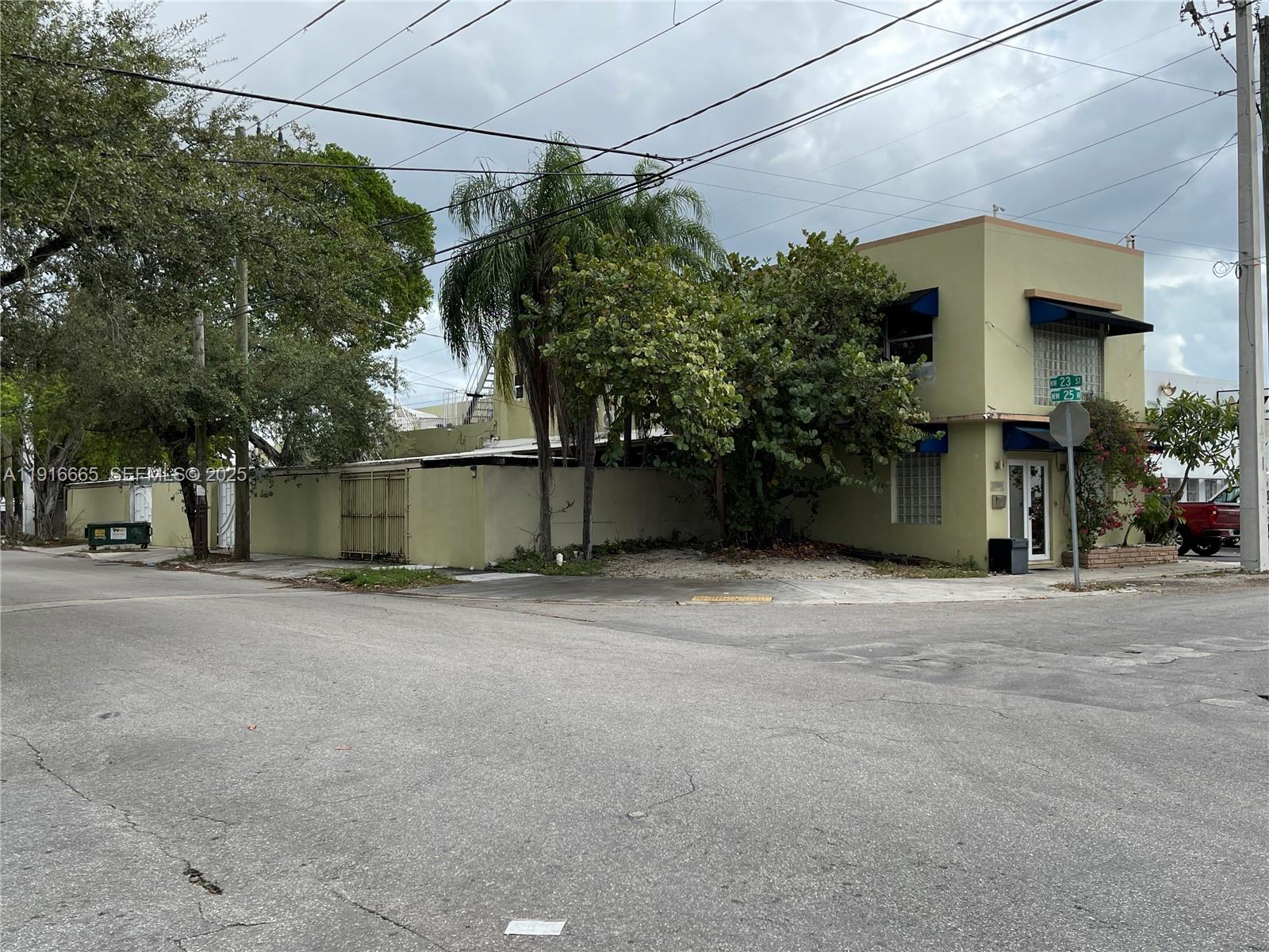 2299 NW 25th Avenue, Miami, FL 33142, Miami