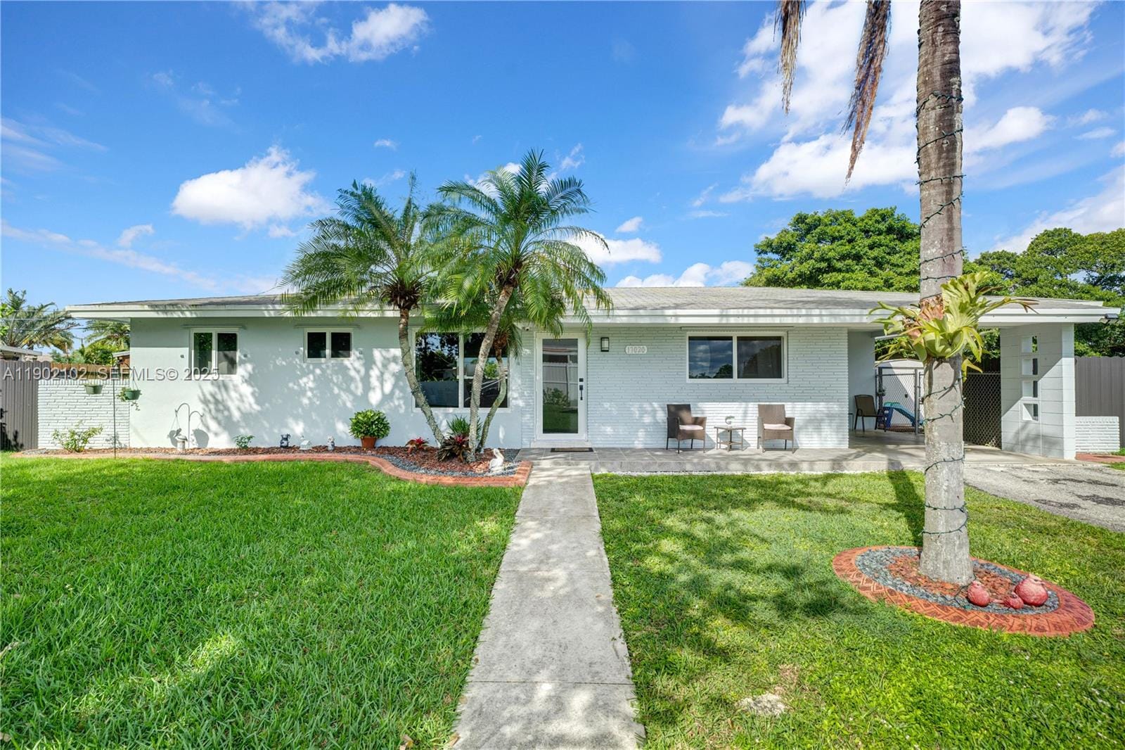 3 bedroom home for sale at 17020 118th, Miami, FL 33177 — $629,900