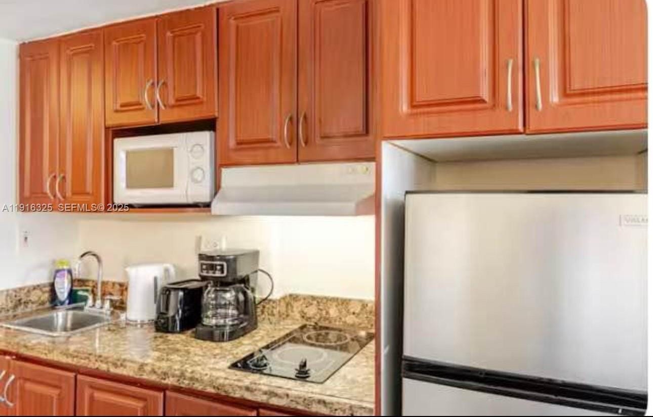 19201 Collins Avenue 733, Sunny Isles Beach, FL 33160 photo 4